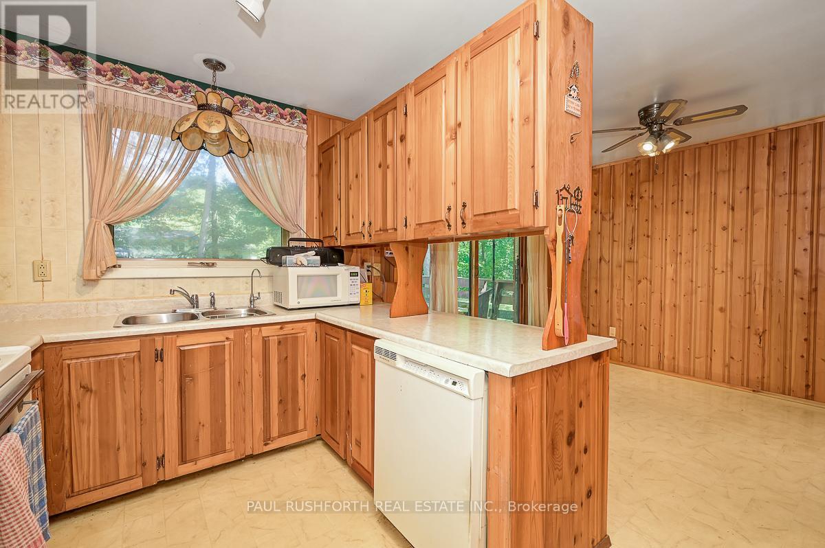 1283 Bayview Drive, Ottawa, Ontario  K0A 3M0 - Photo 12 - X12439562