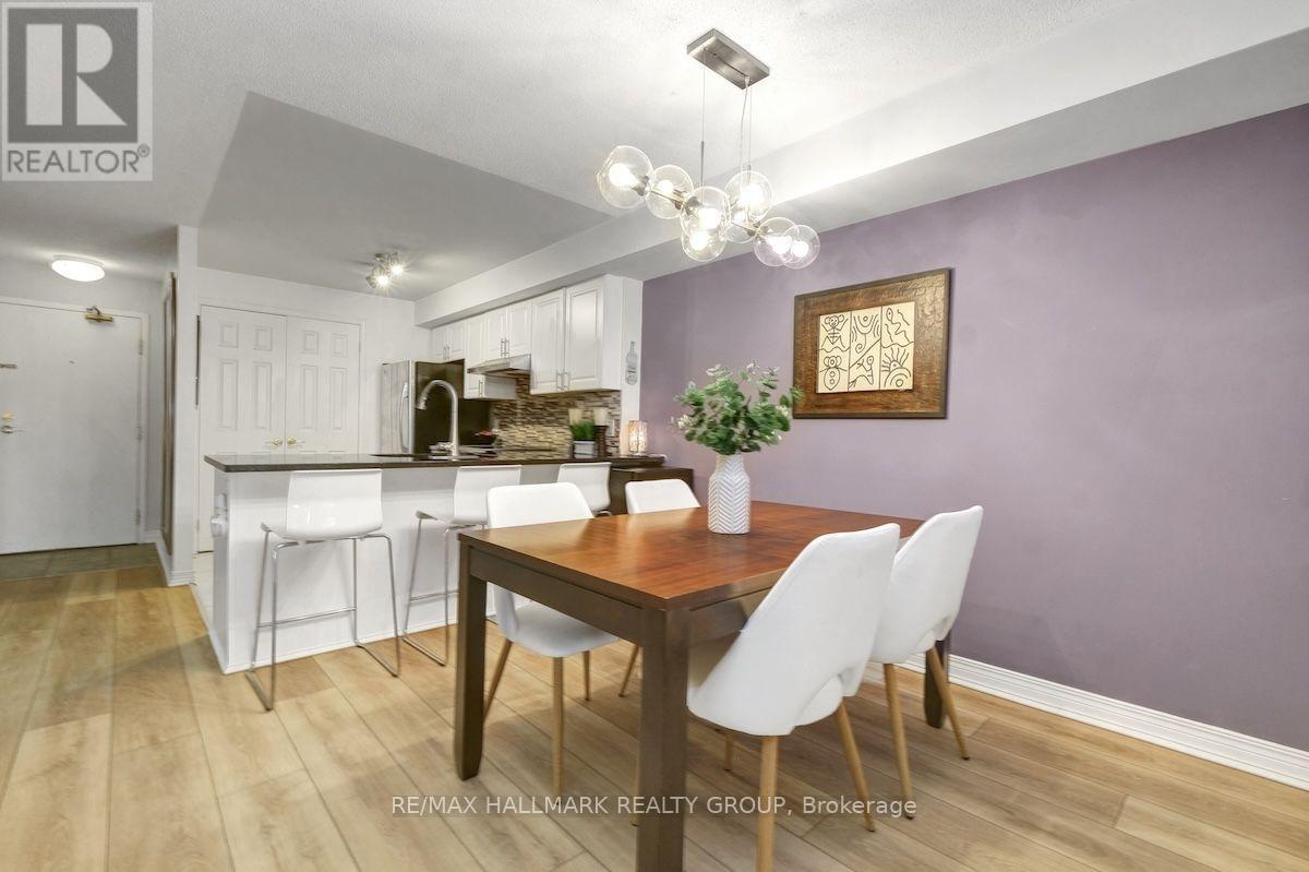 802 - 429 Somerset Street W, Ottawa, Ontario  K2P 2P5 - Photo 12 - X12439597
