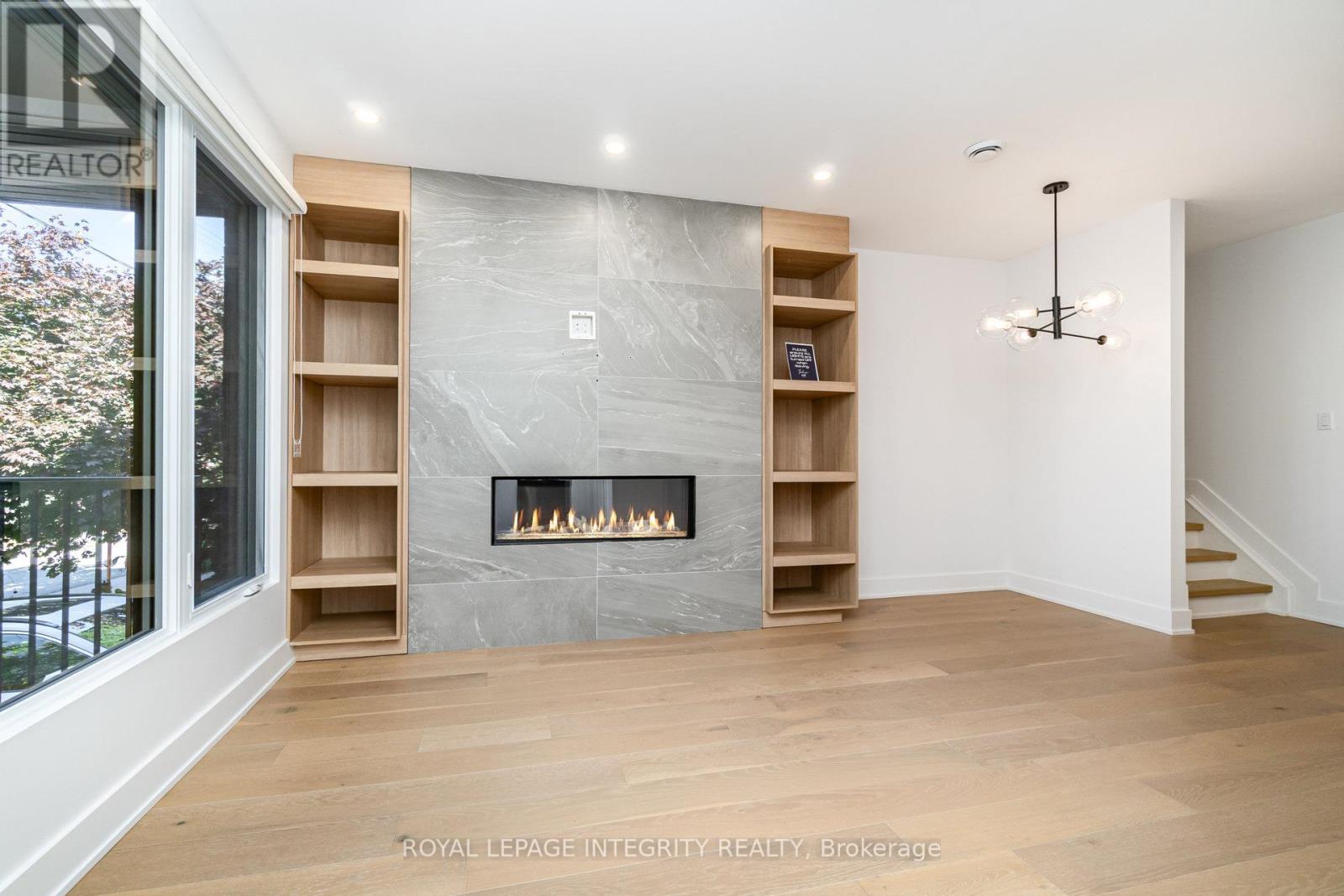 A - 284 Dovercourt Avenue, Ottawa, Ontario  K1Z 7H5 - Photo 3 - X12439640