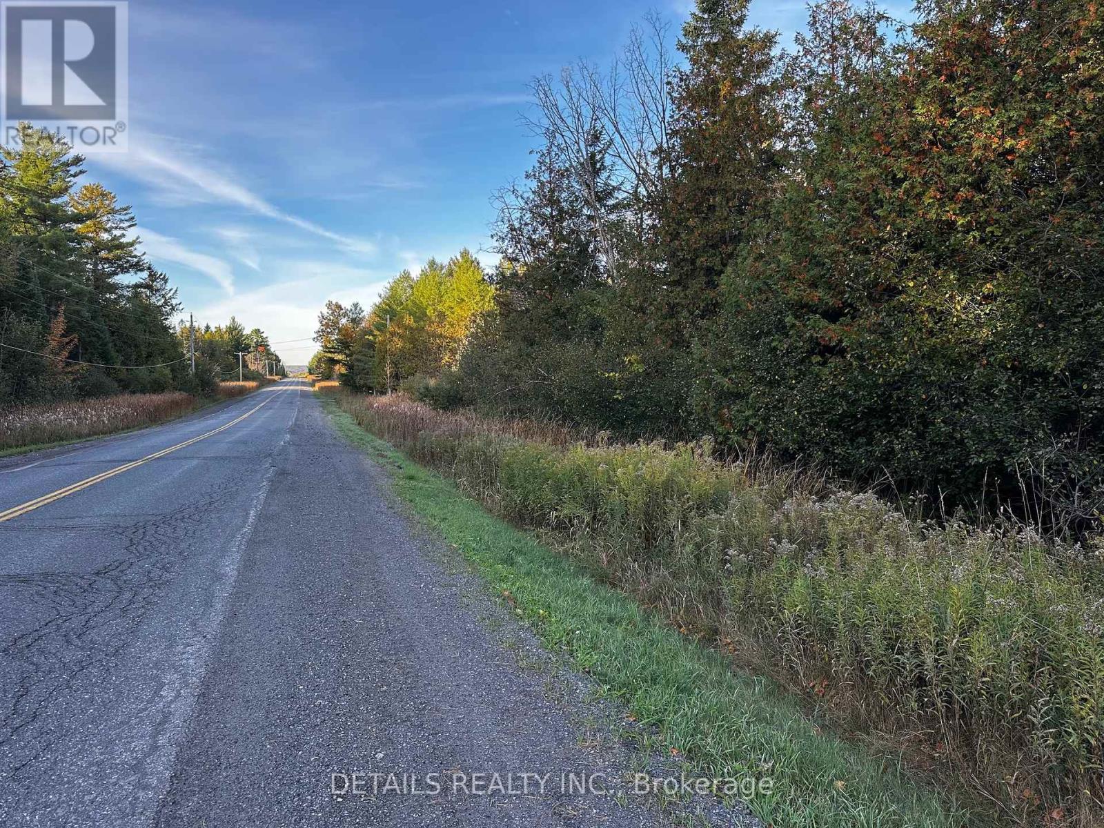 515 Vances Side Road N, Ottawa, Ontario  K0A 1T0 - Photo 4 - X12439651