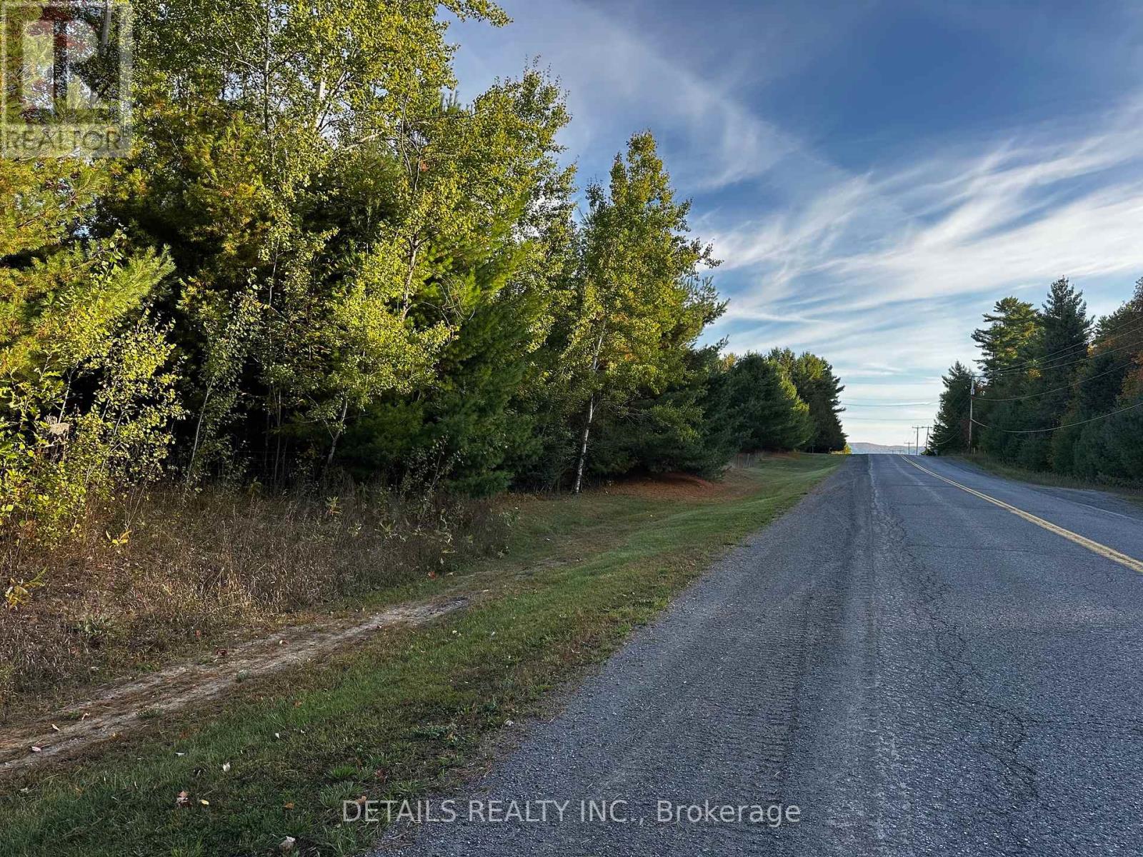 515 Vances Side Road N, Ottawa, Ontario  K0A 1T0 - Photo 6 - X12439651