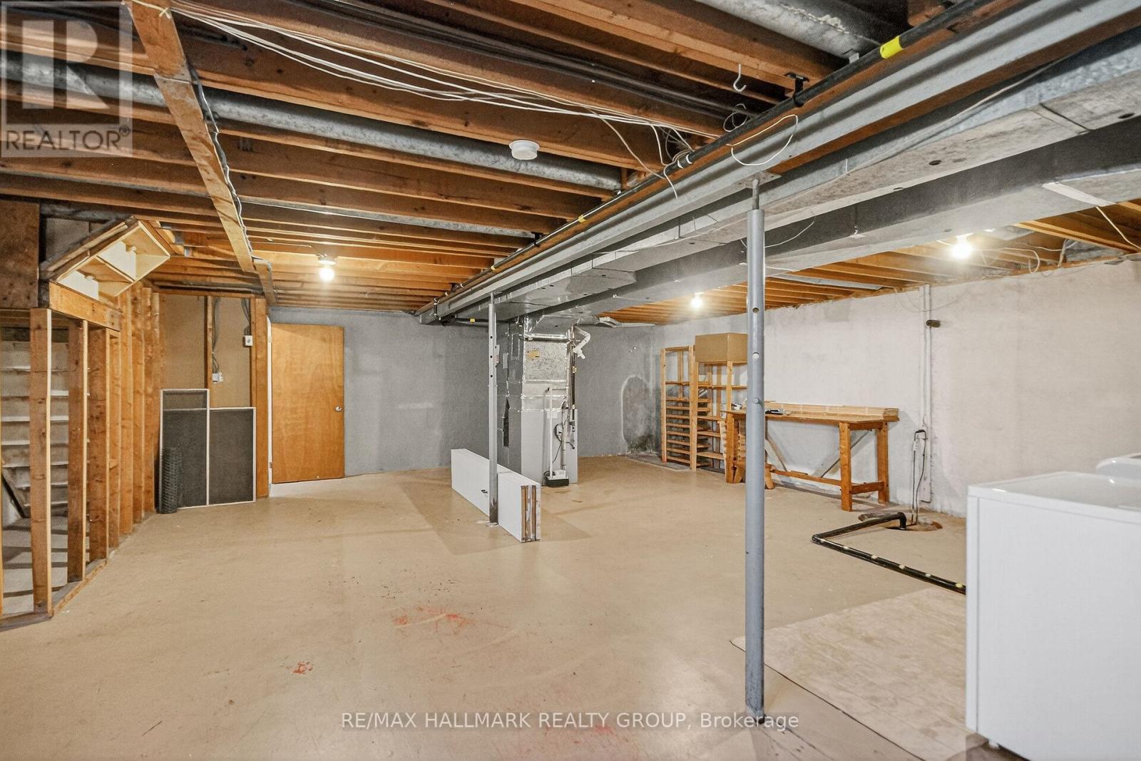 3 Sutton Place, Ottawa, Ontario  K2E 5G1 - Photo 23 - X12439659
