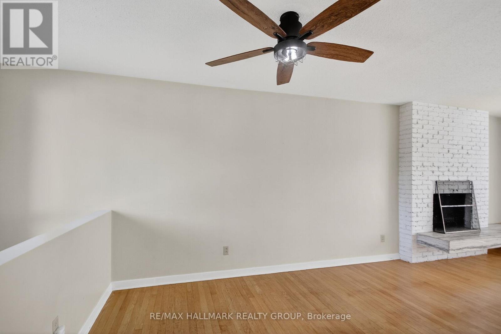 3 Sutton Place, Ottawa, Ontario  K2E 5G1 - Photo 9 - X12439659