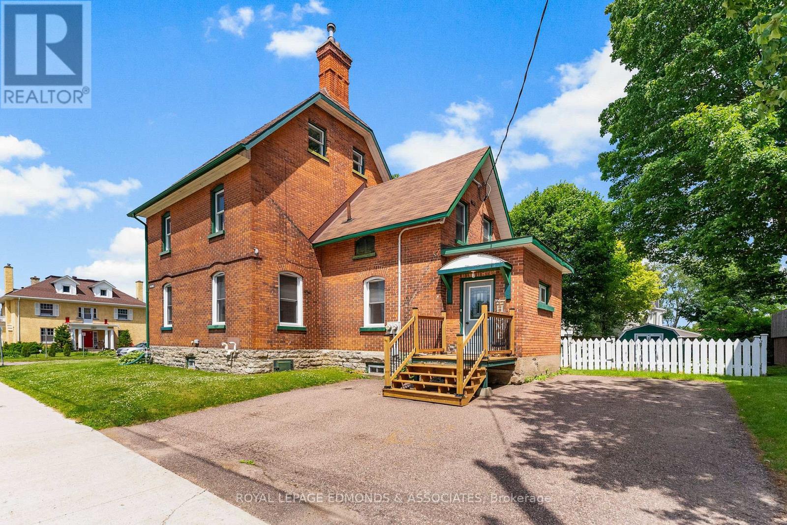 282 Supple Street, Pembroke, Ontario  K8A 3H2 - Photo 33 - X12439631