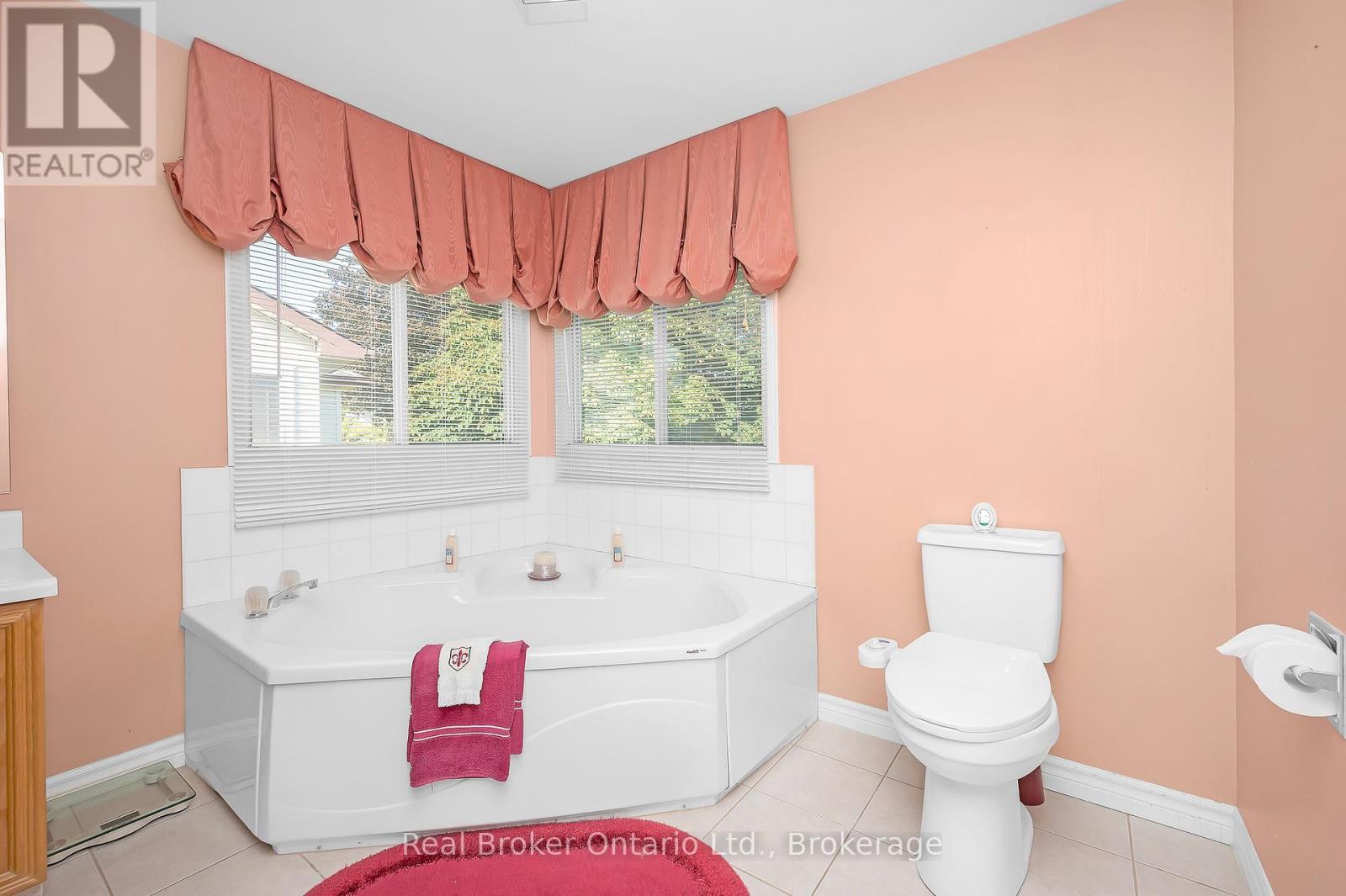 3277 Folkway Drive, Burlington, Ontario  L7M 3J2 - Photo 27 - W12439564