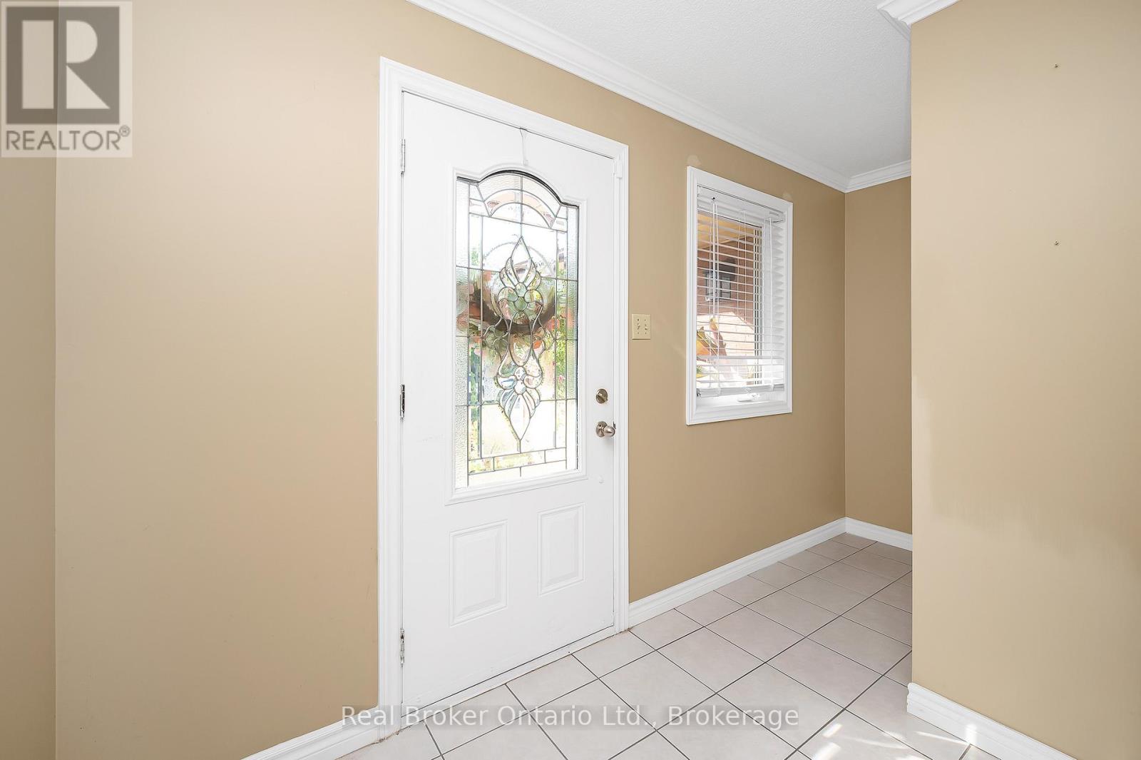 3277 Folkway Drive, Burlington, Ontario  L7M 3J2 - Photo 7 - W12439564