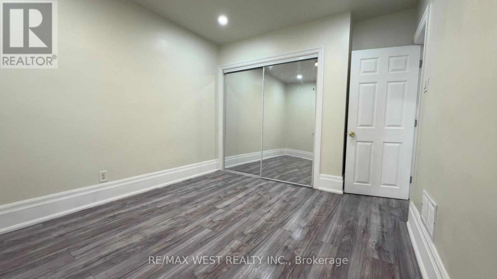 25 Sixteenth Street, Toronto, Ontario  M8V 3J7 - Photo 20 - W12437026