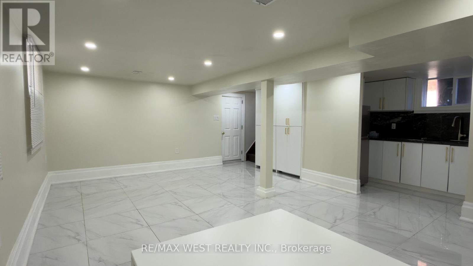 25 Sixteenth Street, Toronto, Ontario  M8V 3J7 - Photo 24 - W12437026