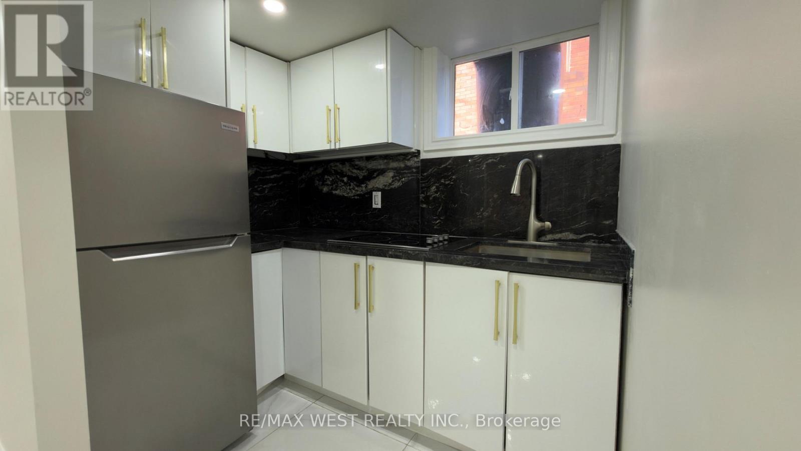 25 Sixteenth Street, Toronto, Ontario  M8V 3J7 - Photo 27 - W12437026