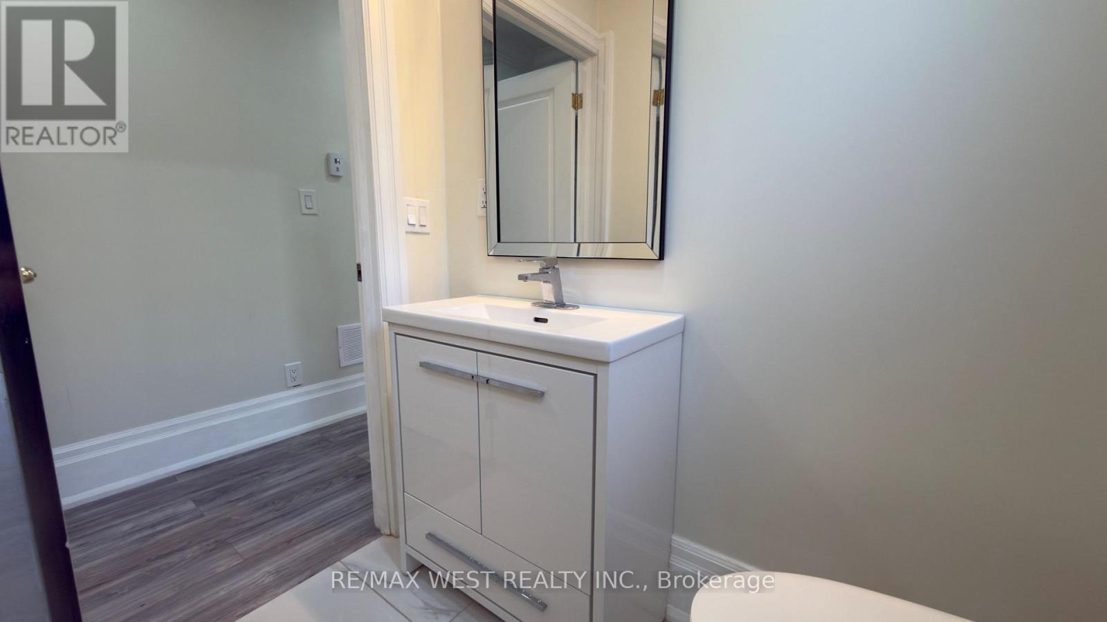 25 Sixteenth Street, Toronto, Ontario  M8V 3J7 - Photo 17 - W12437026