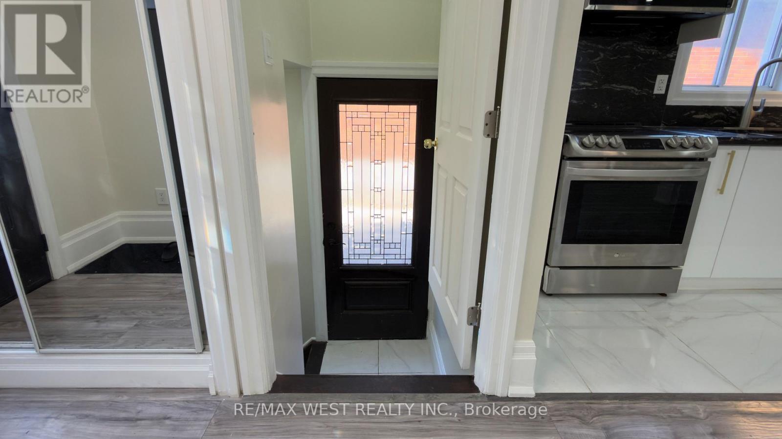 25 Sixteenth Street, Toronto, Ontario  M8V 3J7 - Photo 22 - W12437026