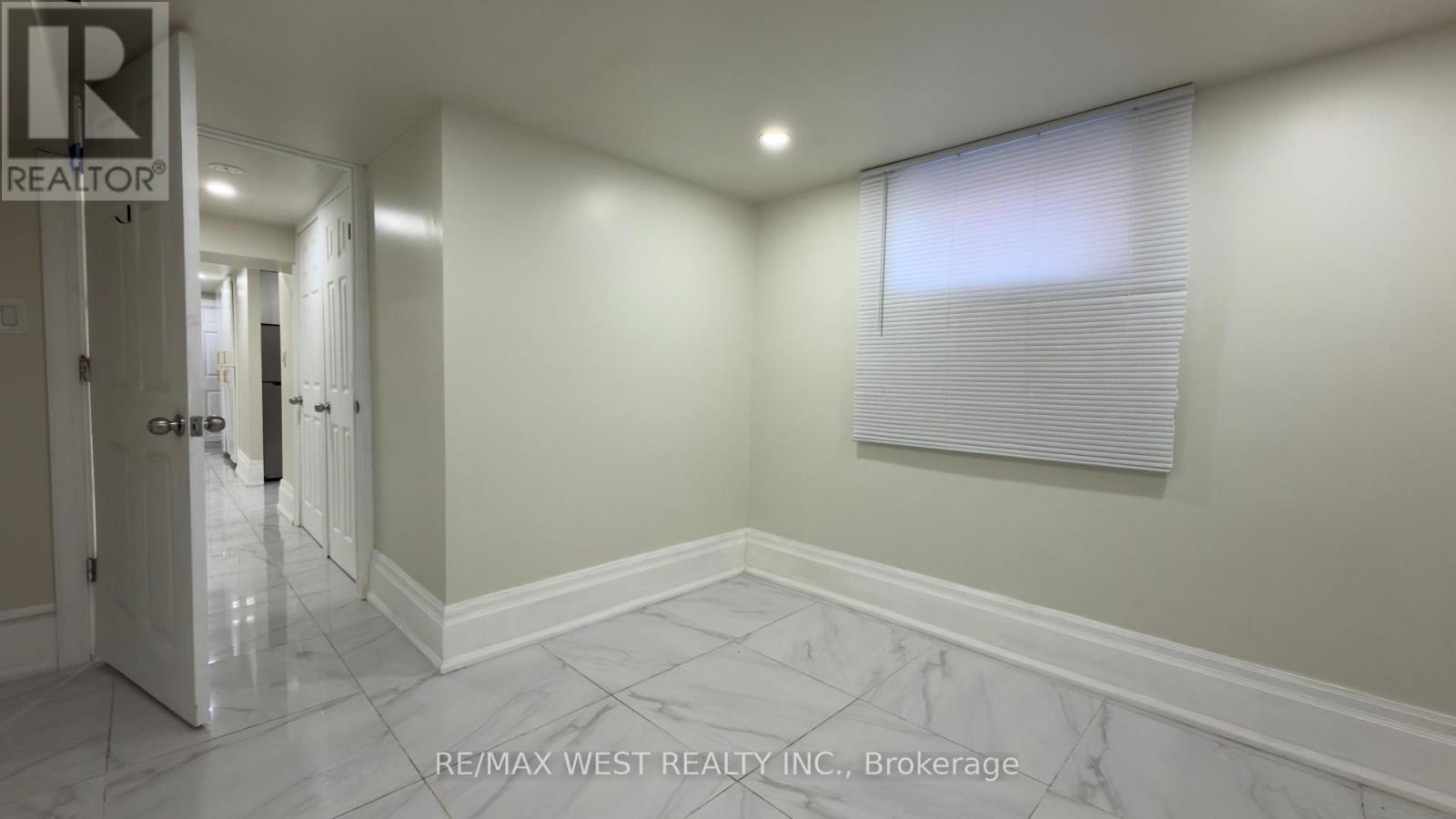 25 Sixteenth Street, Toronto, Ontario  M8V 3J7 - Photo 31 - W12437026