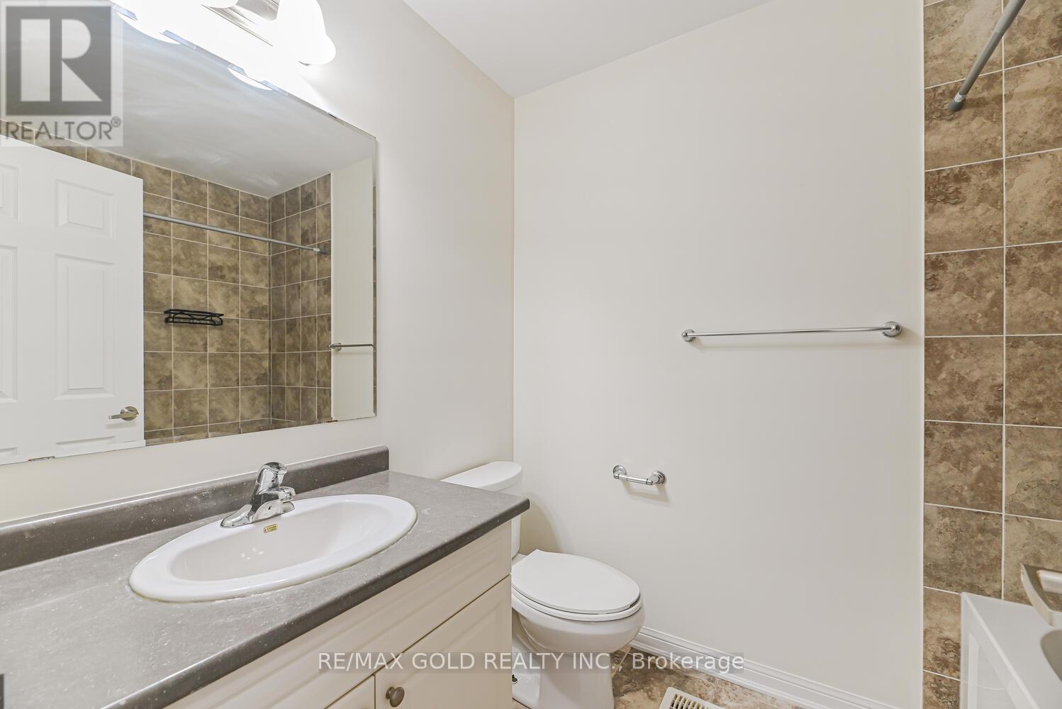 121 Buick Boulevard, Brampton, Ontario  L7A 0Z2 - Photo 20 - W12437506