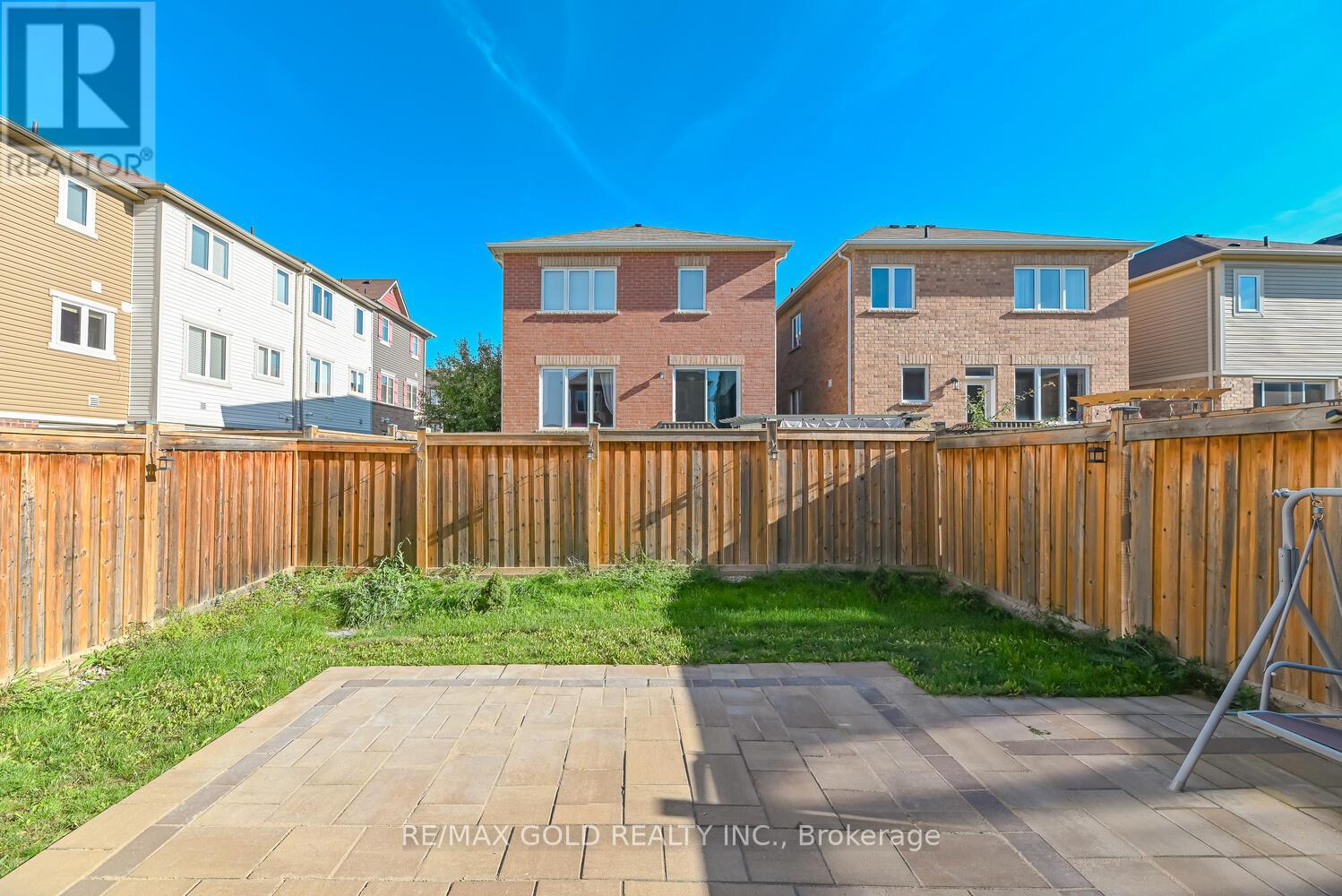 121 Buick Boulevard, Brampton, Ontario  L7A 0Z2 - Photo 31 - W12437506