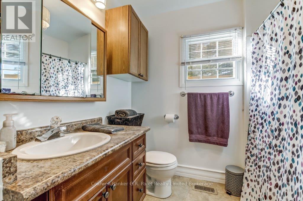 87 Vienna Road, Tillsonburg, Ontario  N4G 3C9 - Photo 12 - X12439655