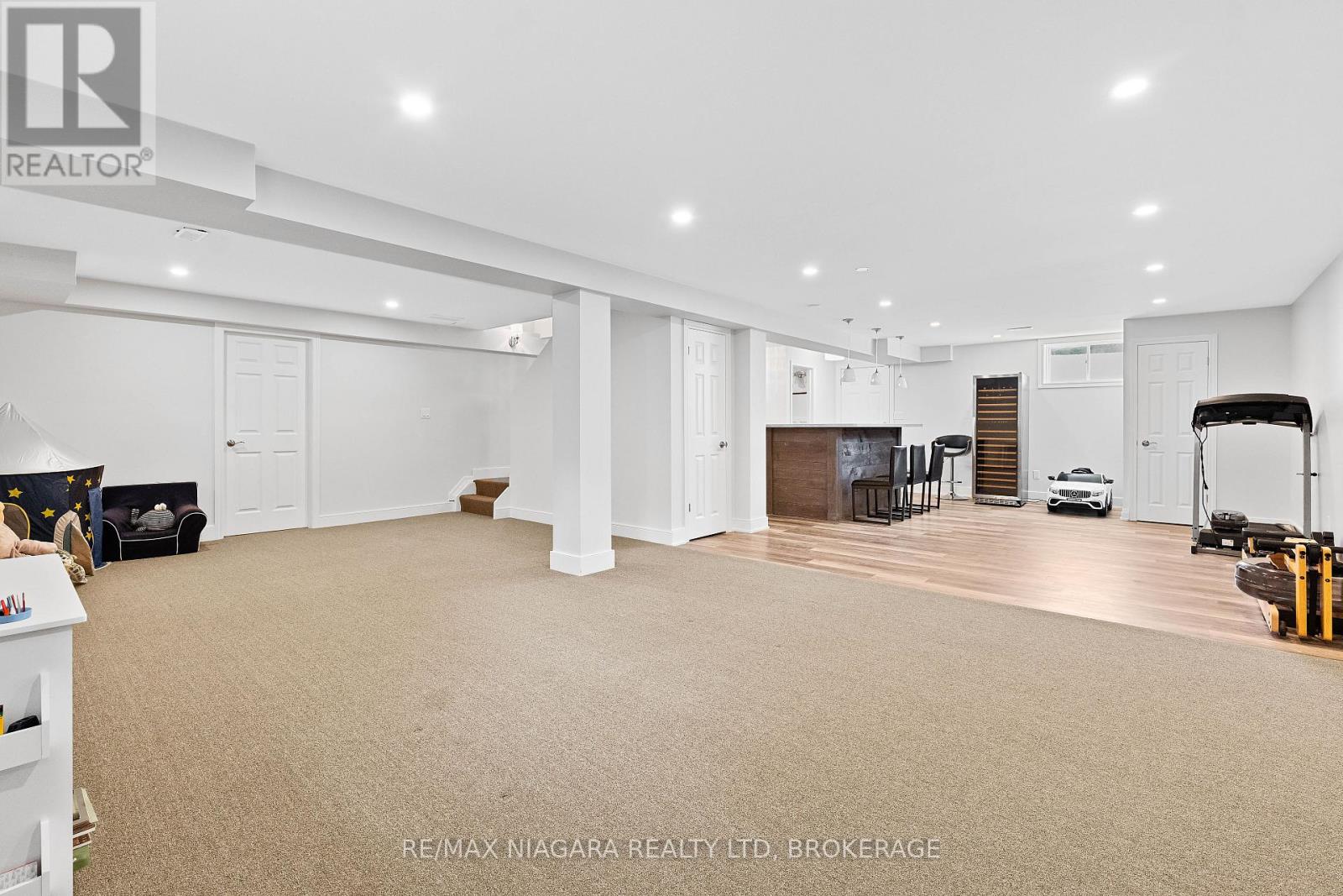 1448 Four Mile Creek Road, Niagara-On-The-Lake (Virgil), Ontario  L0S 1J0 - Photo 29 - X12439468
