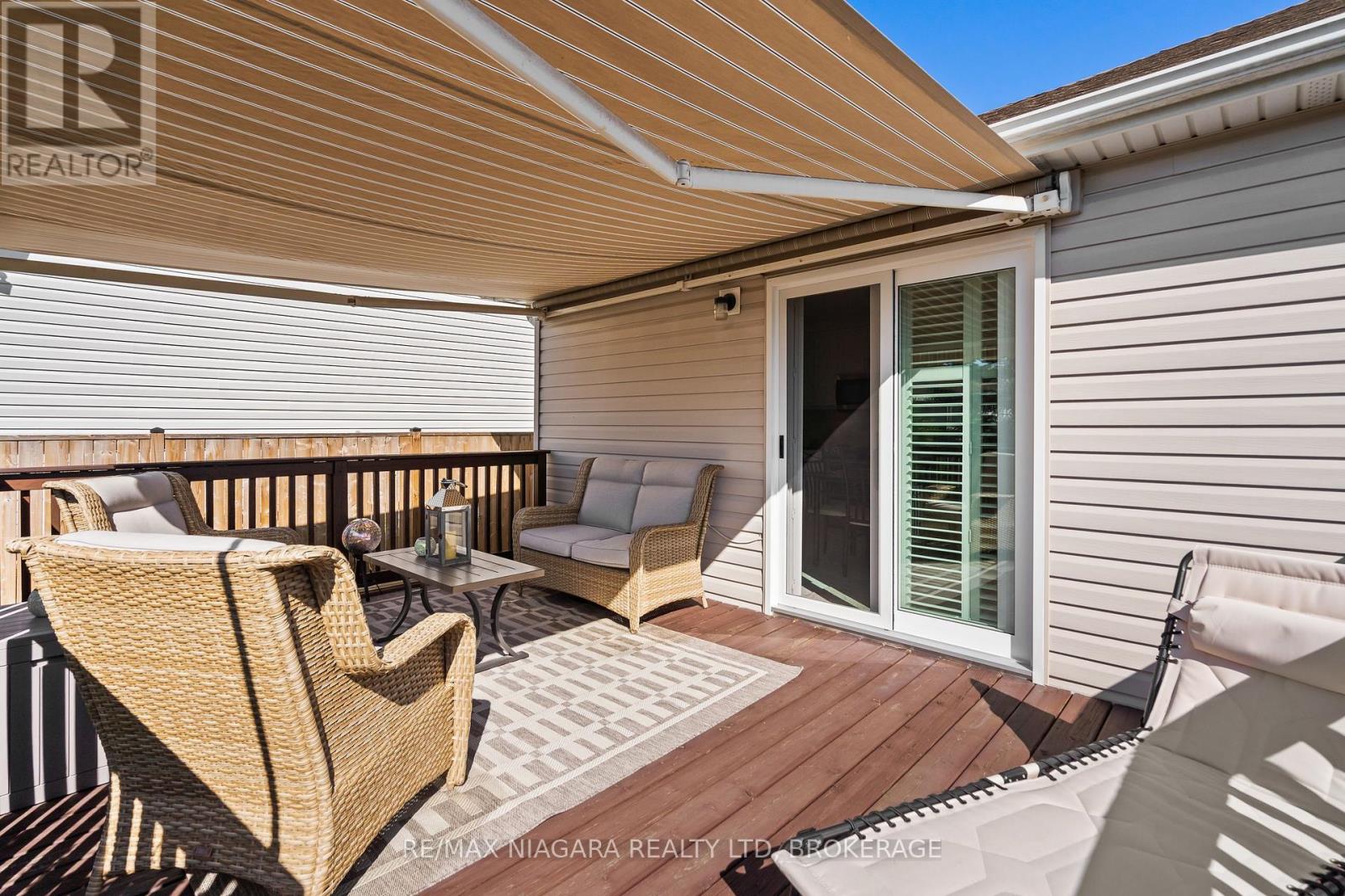 208 Autumn Crescent, Welland (West Welland), Ontario  L3C 7K2 - Photo 21 - X12439504