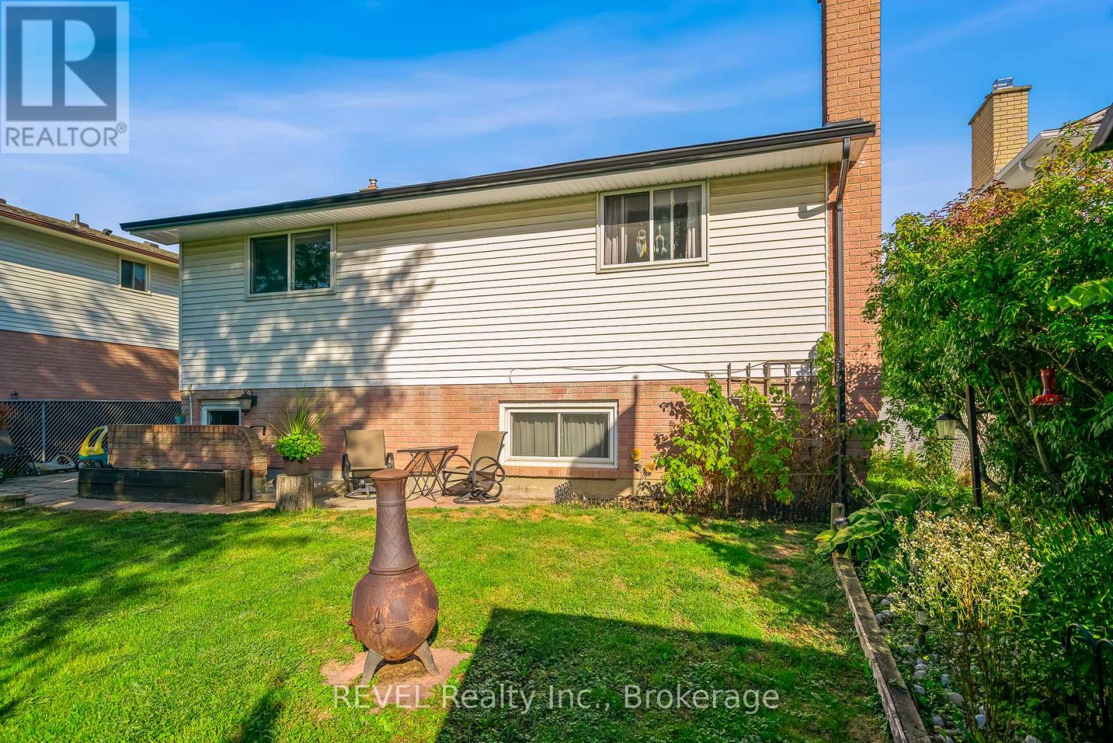 12 Silverdale Drive, St. Catharines (Vine/linwell), Ontario  L2M 3N1 - Photo 15 - X12439514