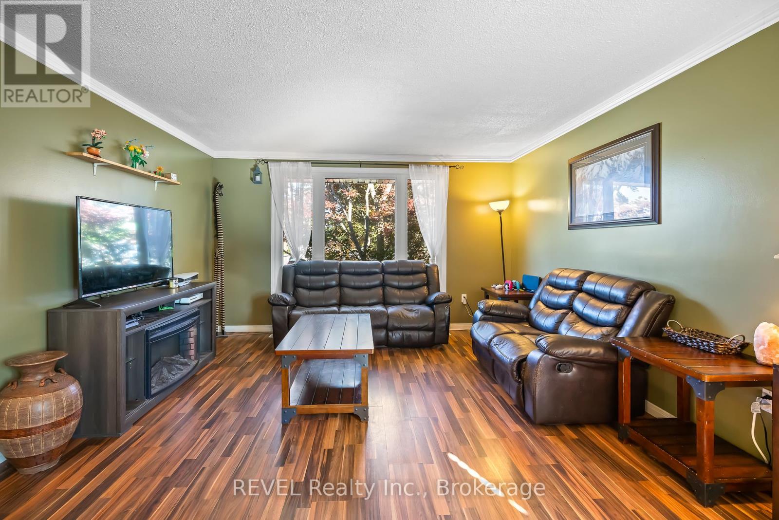 12 Silverdale Drive, St. Catharines (Vine/linwell), Ontario  L2M 3N1 - Photo 18 - X12439514