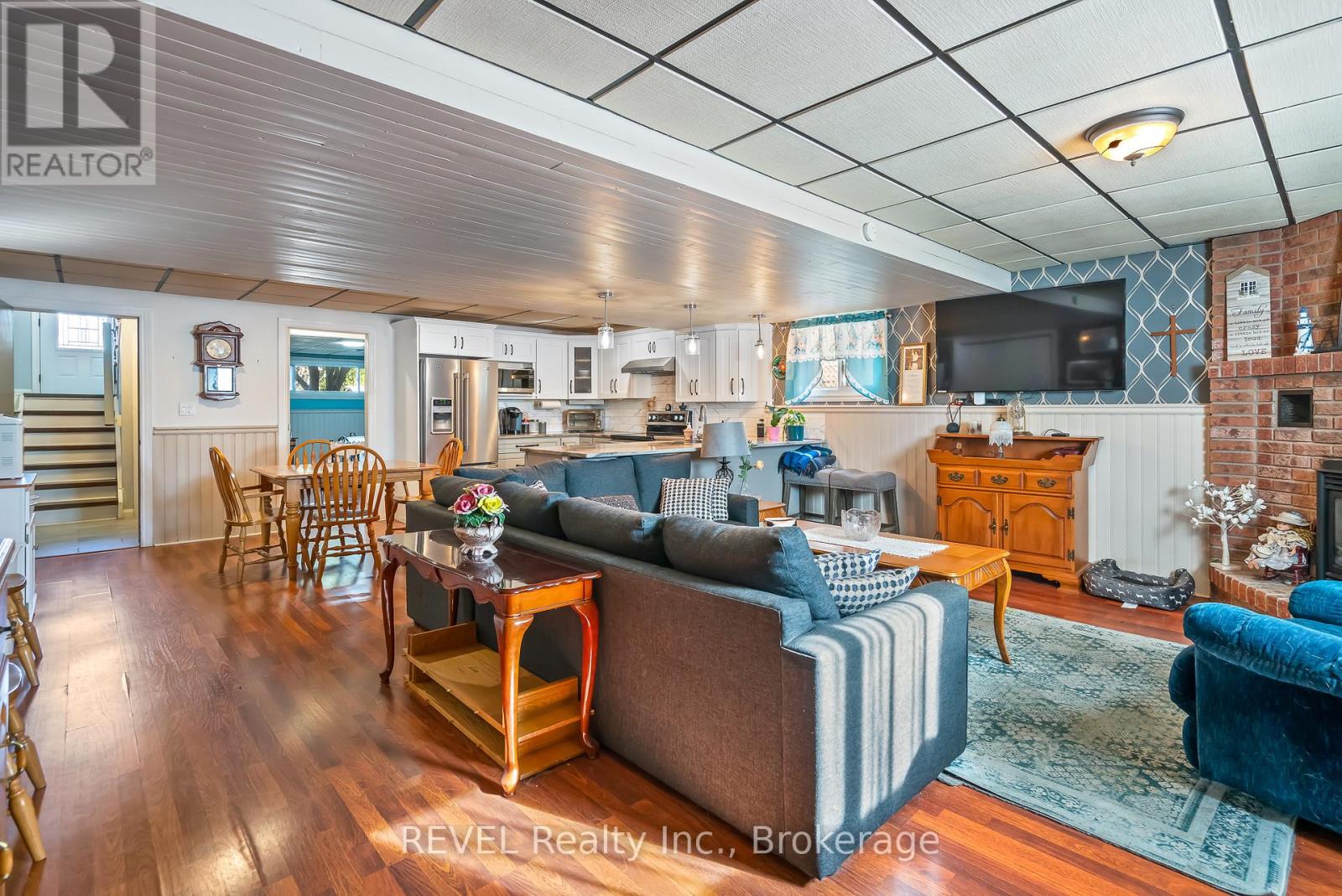 12 Silverdale Drive, St. Catharines (Vine/linwell), Ontario  L2M 3N1 - Photo 38 - X12439514