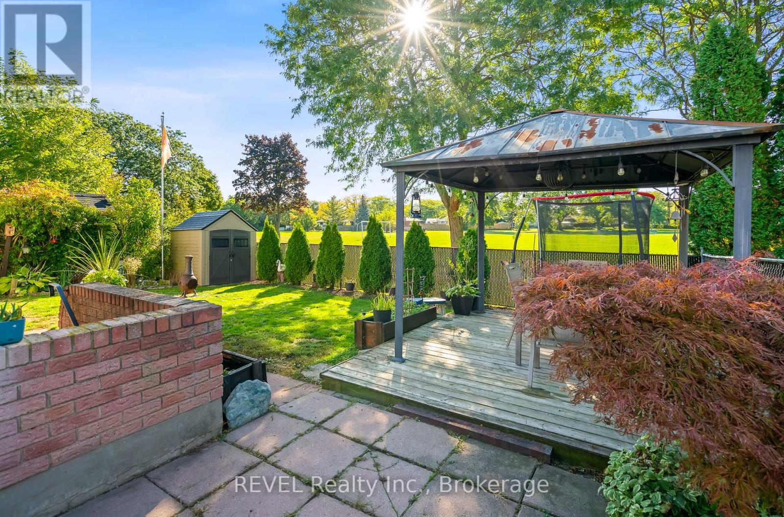 12 Silverdale Drive, St. Catharines (Vine/linwell), Ontario  L2M 3N1 - Photo 8 - X12439514