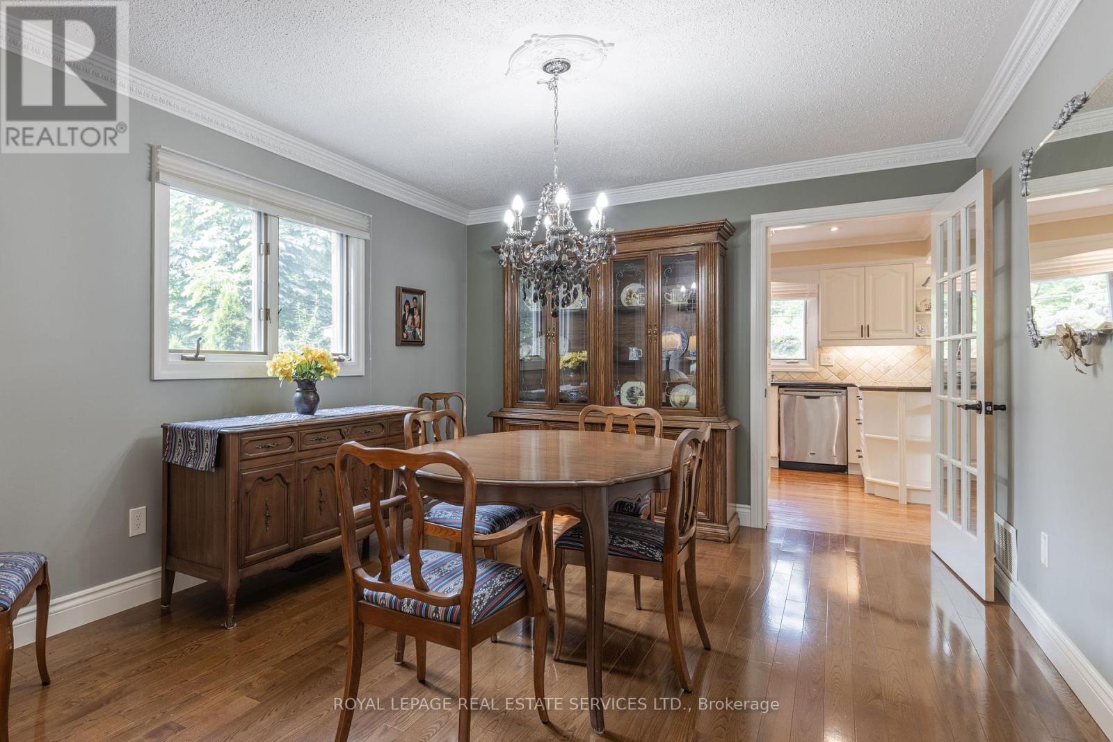 1210 Beechgrove Crescent, Oakville, Ontario  L6M 2B4 - Photo 18 - W12439367