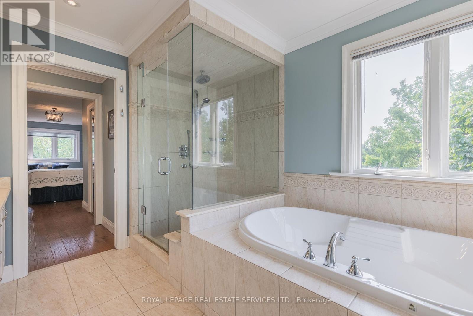 1210 Beechgrove Crescent, Oakville, Ontario  L6M 2B4 - Photo 39 - W12439367