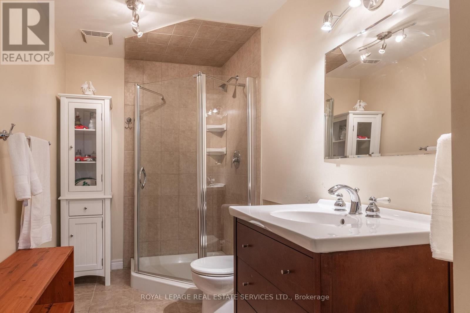 1210 Beechgrove Crescent, Oakville, Ontario  L6M 2B4 - Photo 47 - W12439367