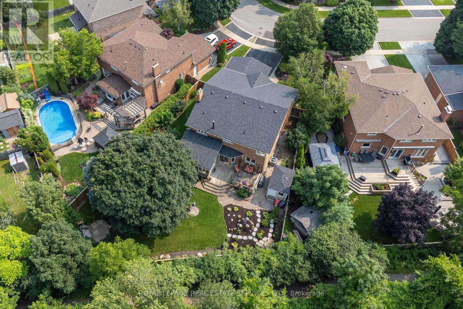 1210 Beechgrove Crescent, Oakville, Ontario  L6M 2B4 - Photo 5 - W12439367