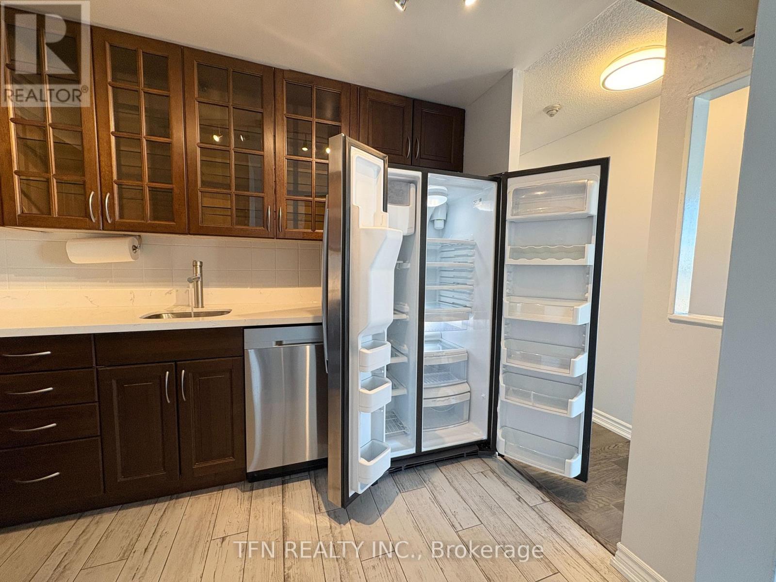 1102 - 4205 Shipp Drive, Mississauga, Ontario  L4Z 2Y9 - Photo 17 - W12439431