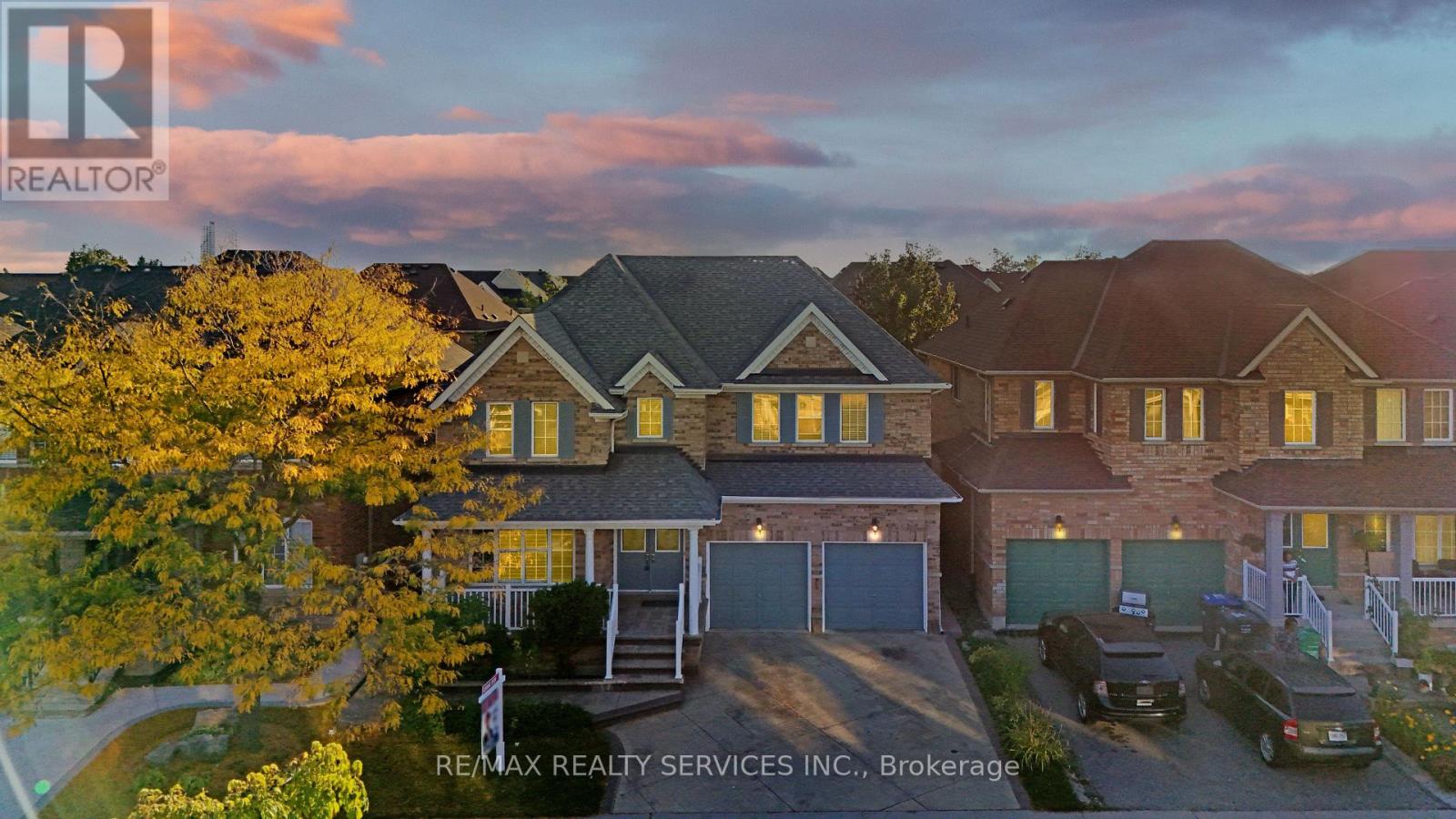 14 Foxmere Road, Brampton, Ontario  L7A 1S6 - Photo 1 - W12439444