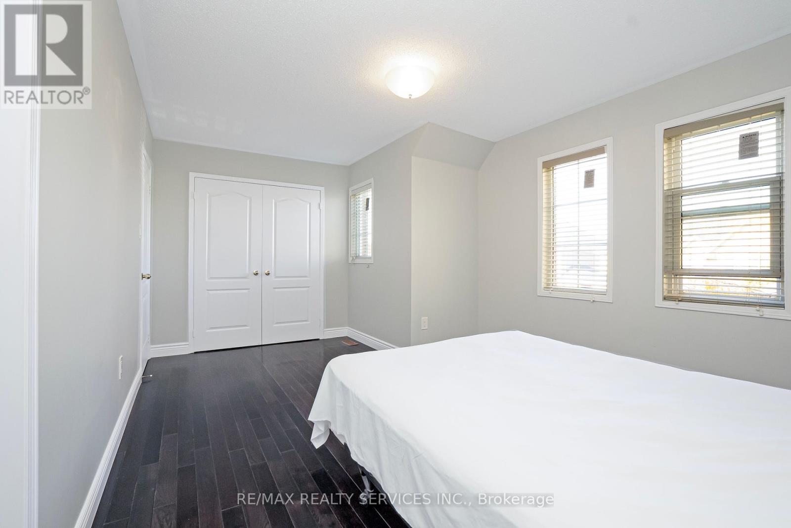 14 Foxmere Road, Brampton, Ontario  L7A 1S6 - Photo 25 - W12439444