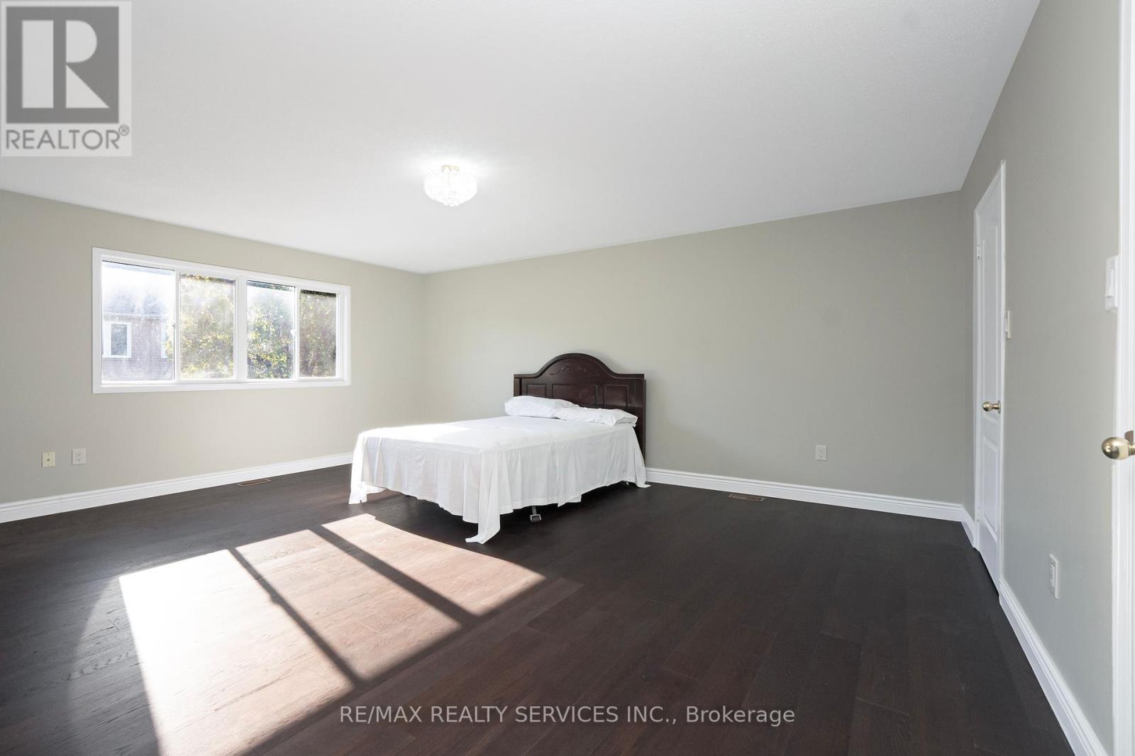 14 Foxmere Road, Brampton, Ontario  L7A 1S6 - Photo 30 - W12439444