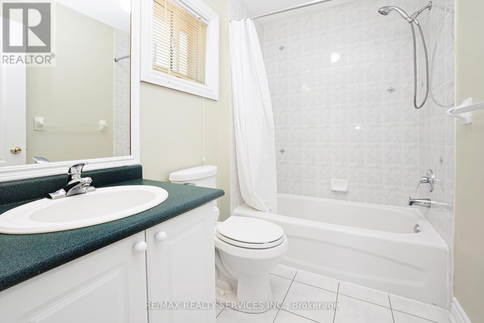 14 Foxmere Road, Brampton, Ontario  L7A 1S6 - Photo 36 - W12439444
