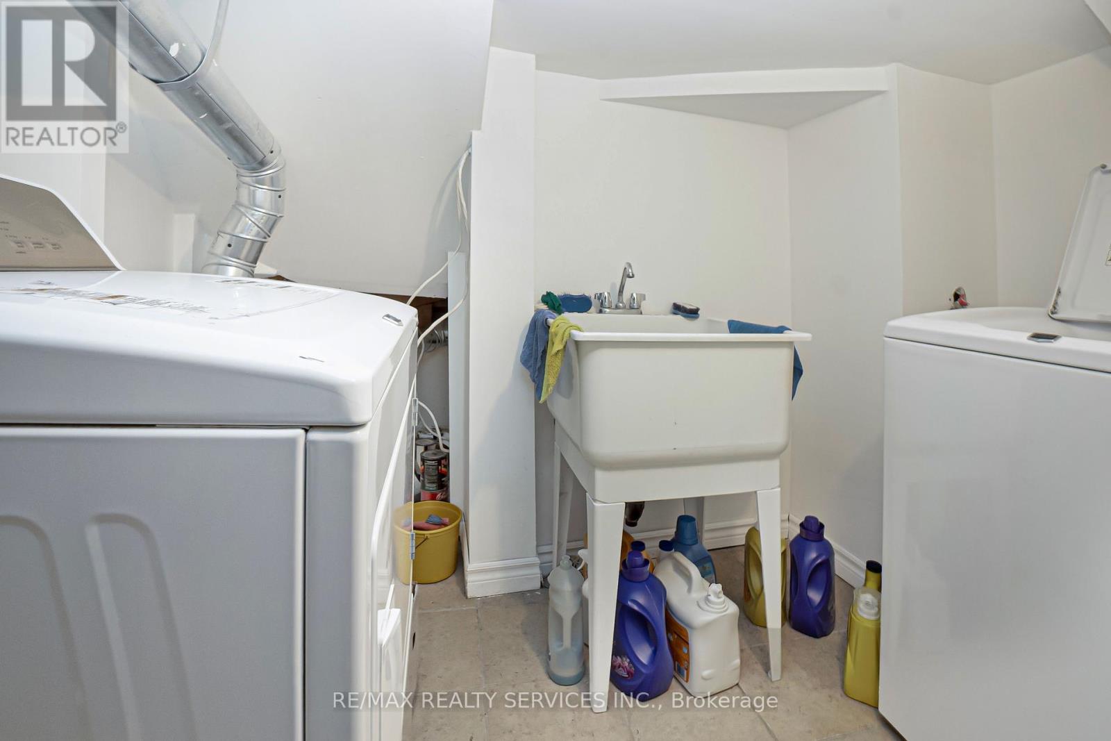 14 Foxmere Road, Brampton, Ontario  L7A 1S6 - Photo 47 - W12439444