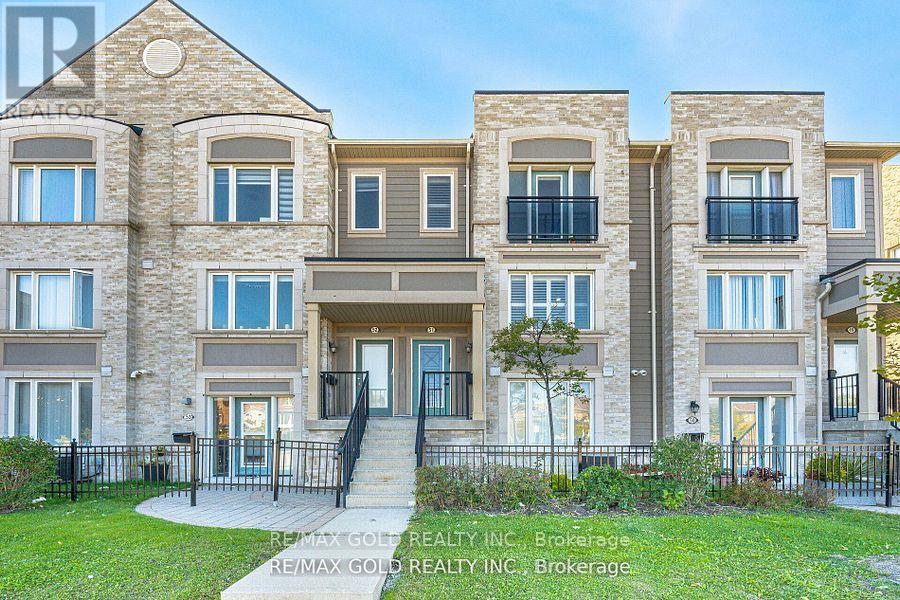 51 - 60 FAIRWOOD CIRCLE, Brampton, Ontario