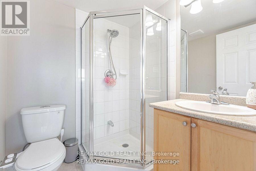 51 - 60 Fairwood Circle, Brampton, Ontario  L6R 0Y6 - Photo 30 - W12439459