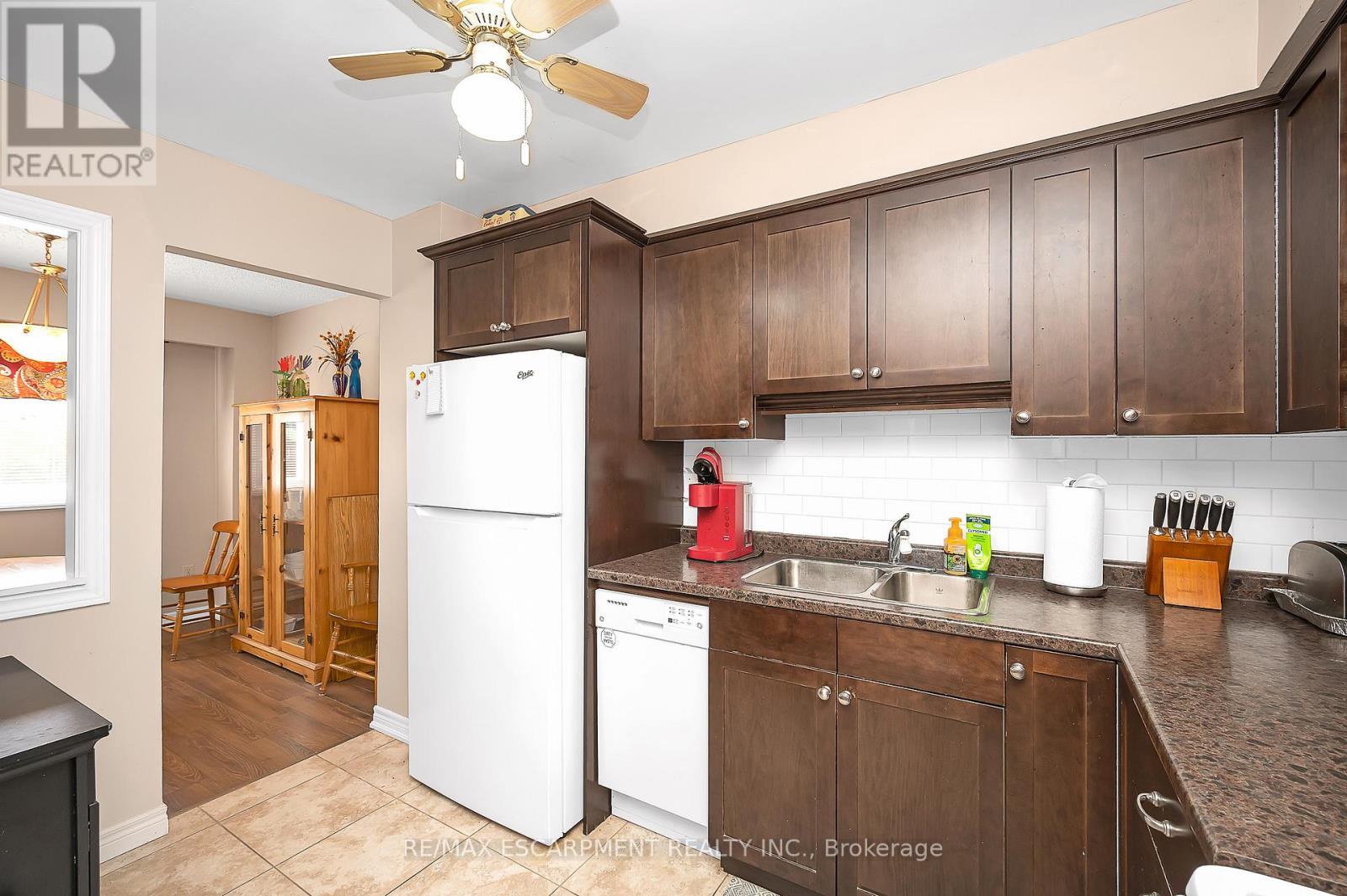 L80 - 223 Pioneer Drive, Kitchener, Ontario  N2P 1L9 - Photo 10 - X12422778