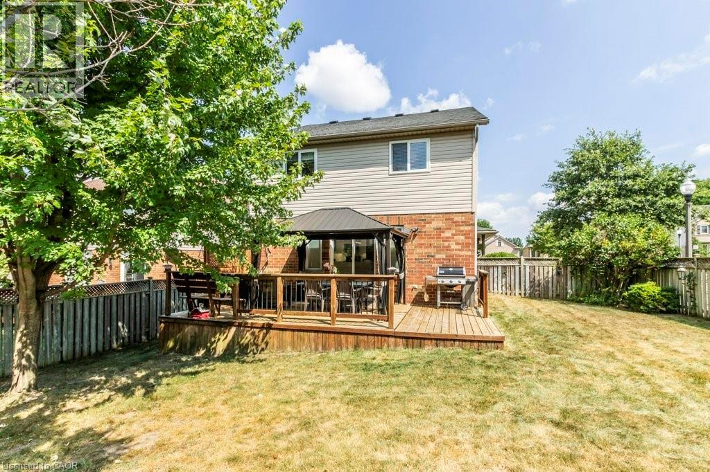 19 Apple Ridge Drive, Kitchener, Ontario  N2P 2S2 - Photo 46 - 40775707