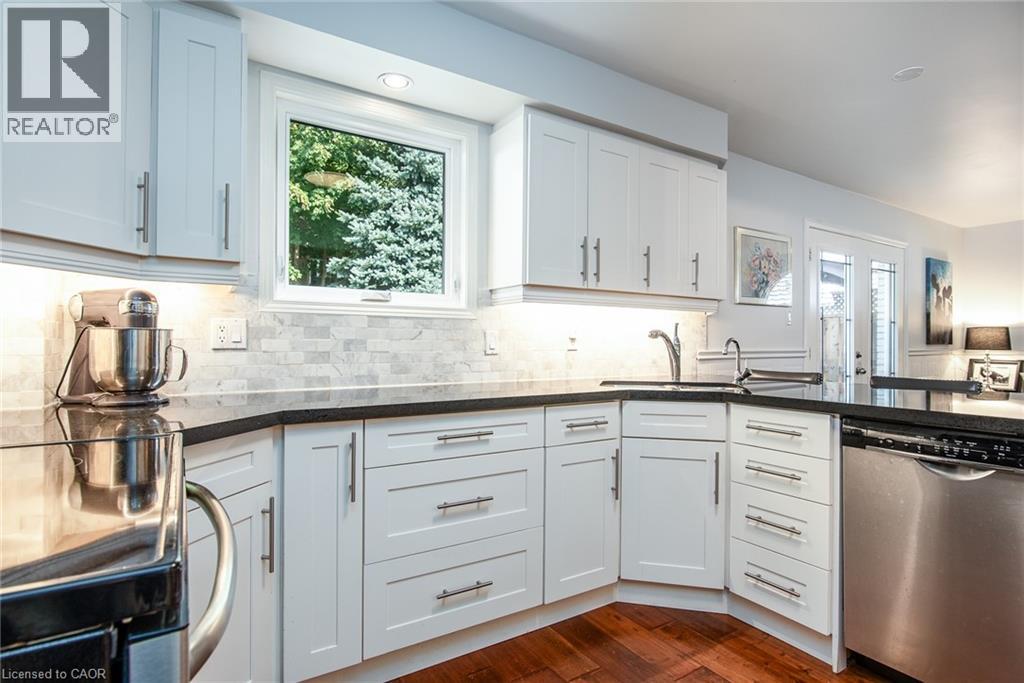 500 Foxhill Place, Waterloo, Ontario  N2T 1X7 - Photo 14 - 40775634