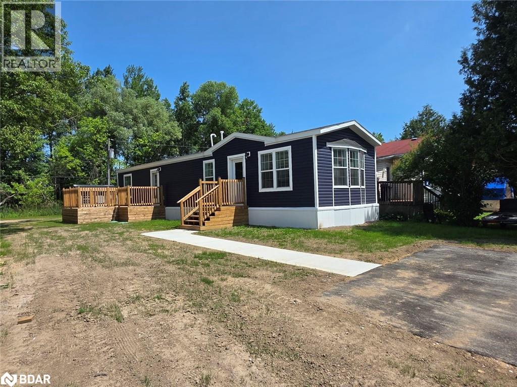 40 SHAMROCK Crescent, Angus, Ontario