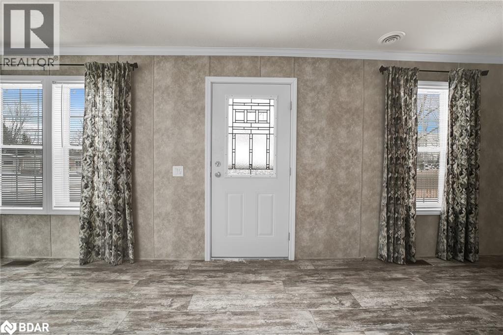 40 Shamrock Crescent, Angus, Ontario  L3W 0A5 - Photo 5 - 40772635