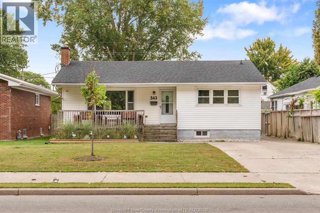 MLS# 25025069: 343 Alma, Amherstburg, Canada