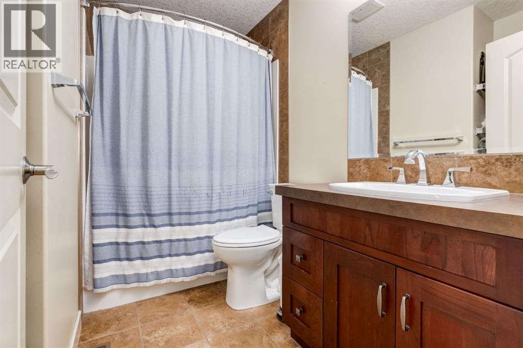 35 Cranarch Circle Se, Calgary, Alberta  T3M 0S3 - Photo 22 - A2234480