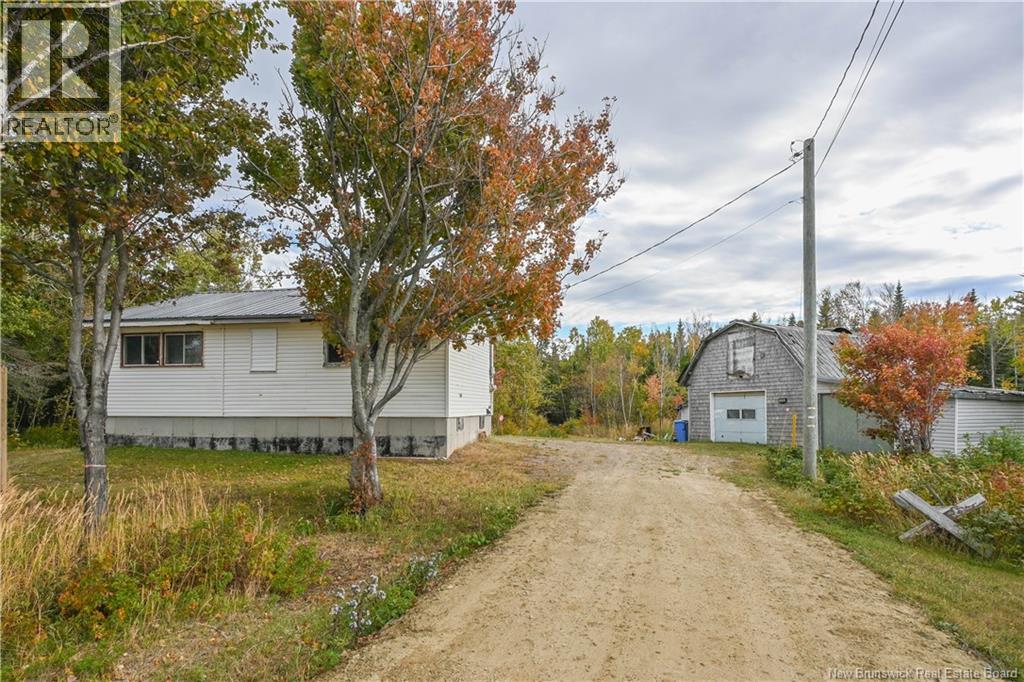 1394 Rue Degrâce Street, Maisonnette, New Brunswick  E8N 2J4 - Photo 3 - NB127803