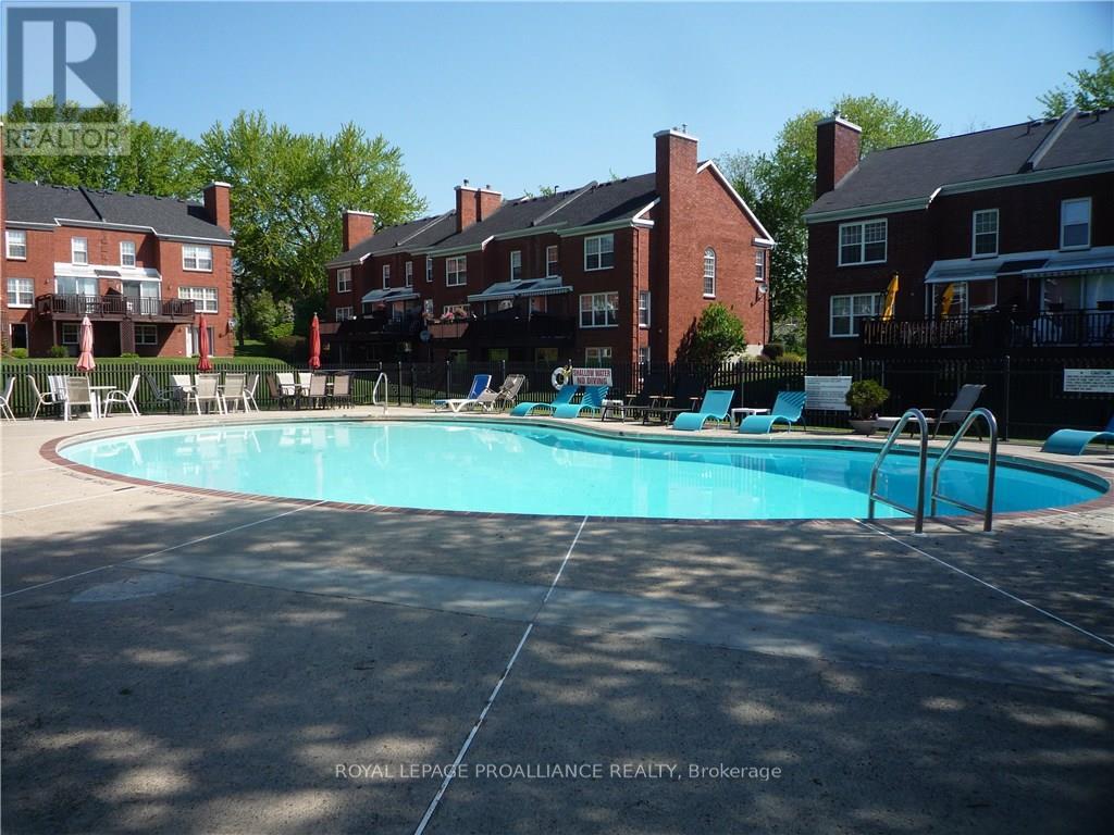 45 Country Club Place, Brockville, Ontario  K6V 6T9 - Photo 46 - X12439662