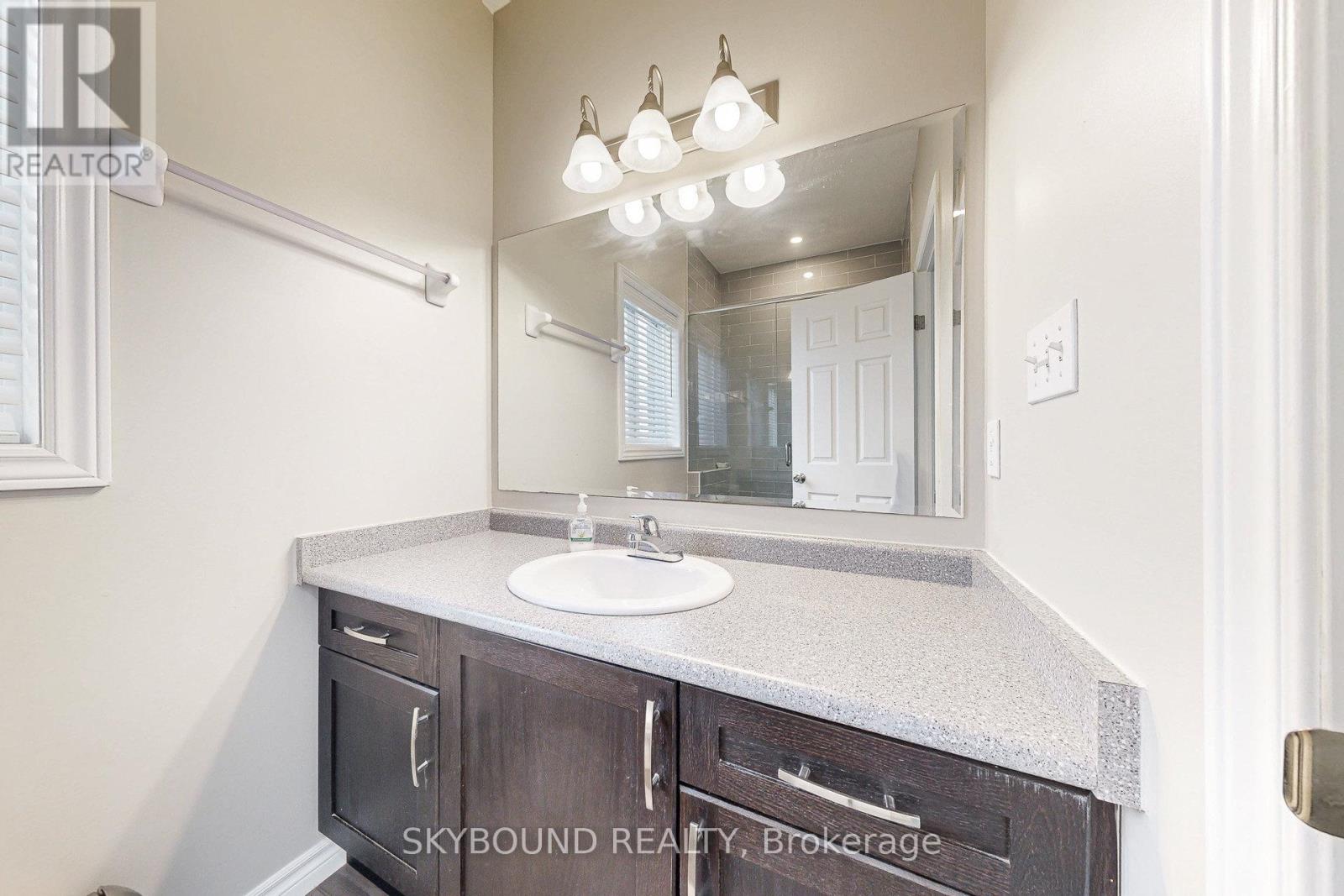 305 Wesley Boulevard, Cambridge, Ontario  N1R 5S2 - Photo 11 - X12439372