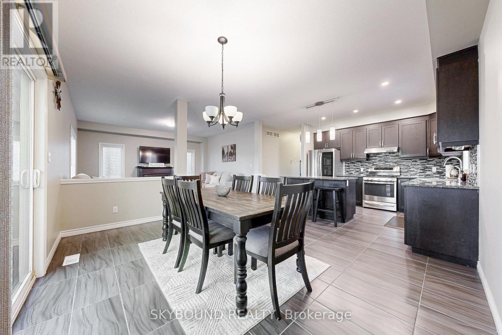 305 Wesley Boulevard, Cambridge, Ontario  N1R 5S2 - Photo 20 - X12439372