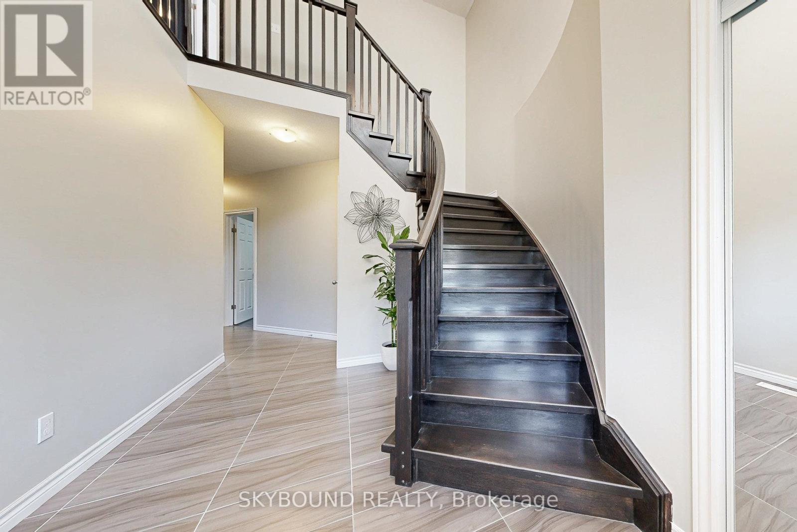 305 Wesley Boulevard, Cambridge, Ontario  N1R 5S2 - Photo 7 - X12439372