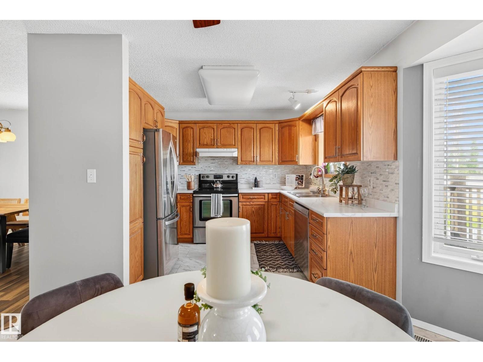 1079 Jones Cr Nw Nw, Edmonton, Alberta  T6L 6Y1 - Photo 16 - E4460376